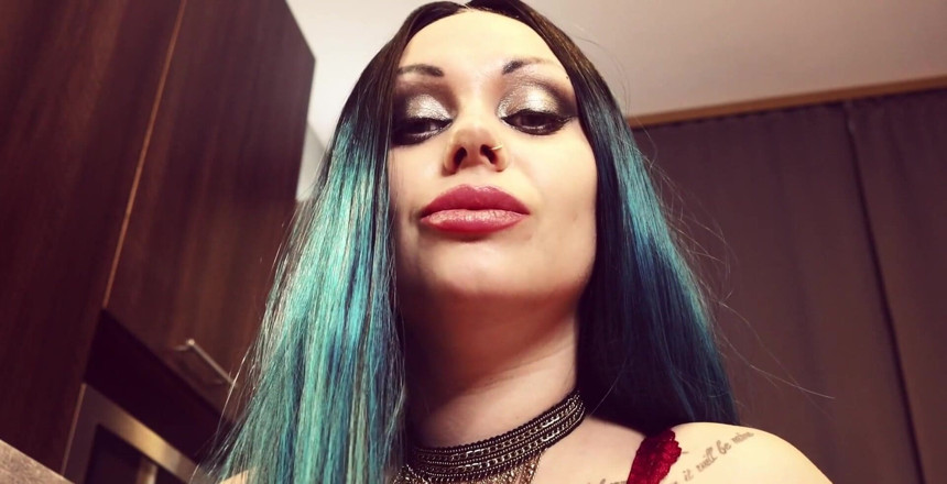 Goddess Misha Goldy: Je sais que Youve a vraiment travaillé dur pour gagner...