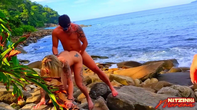 NatzinhaMorena: Ocean Rocks - Me and My Bestie