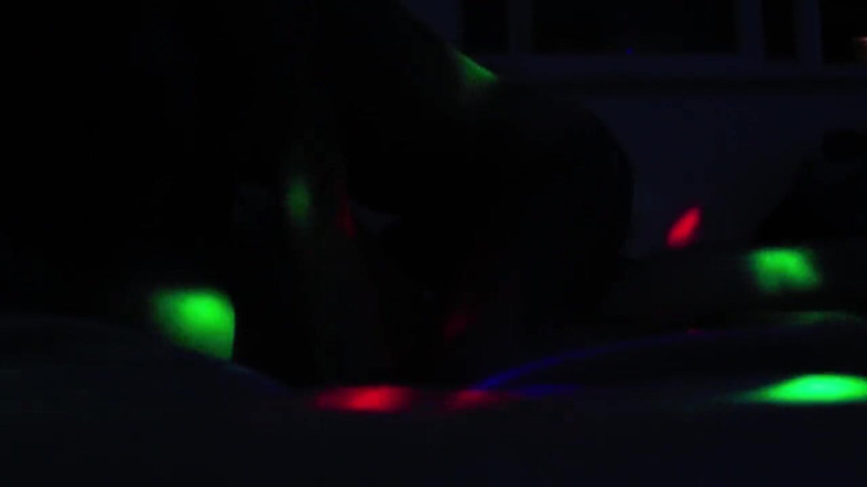 YeahHanna: Romantisches paar brechen bett und kamera bei der sexparty fast