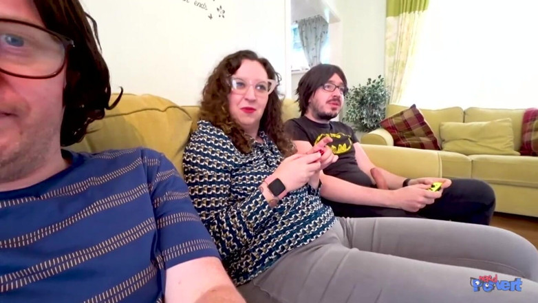 Nerd Pervert: Penelope Westbrook - Sucer ou oser