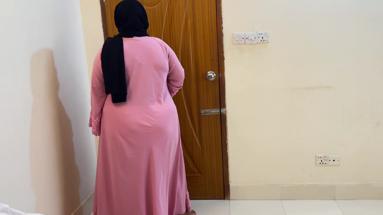 Aria Mia: Rough Fuck Hijabi Muslim Woman! - Cum Wild