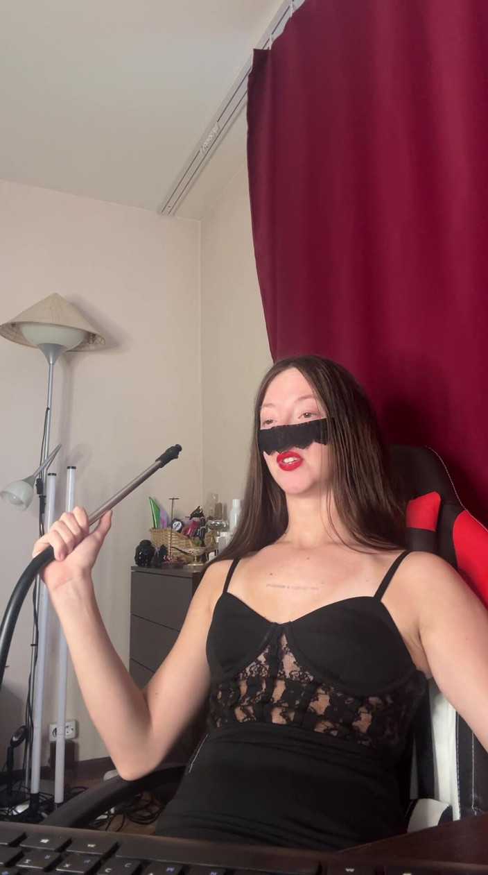 Skinny_lady69: Awak Bukan Seorang Lelaki! Awak Loser