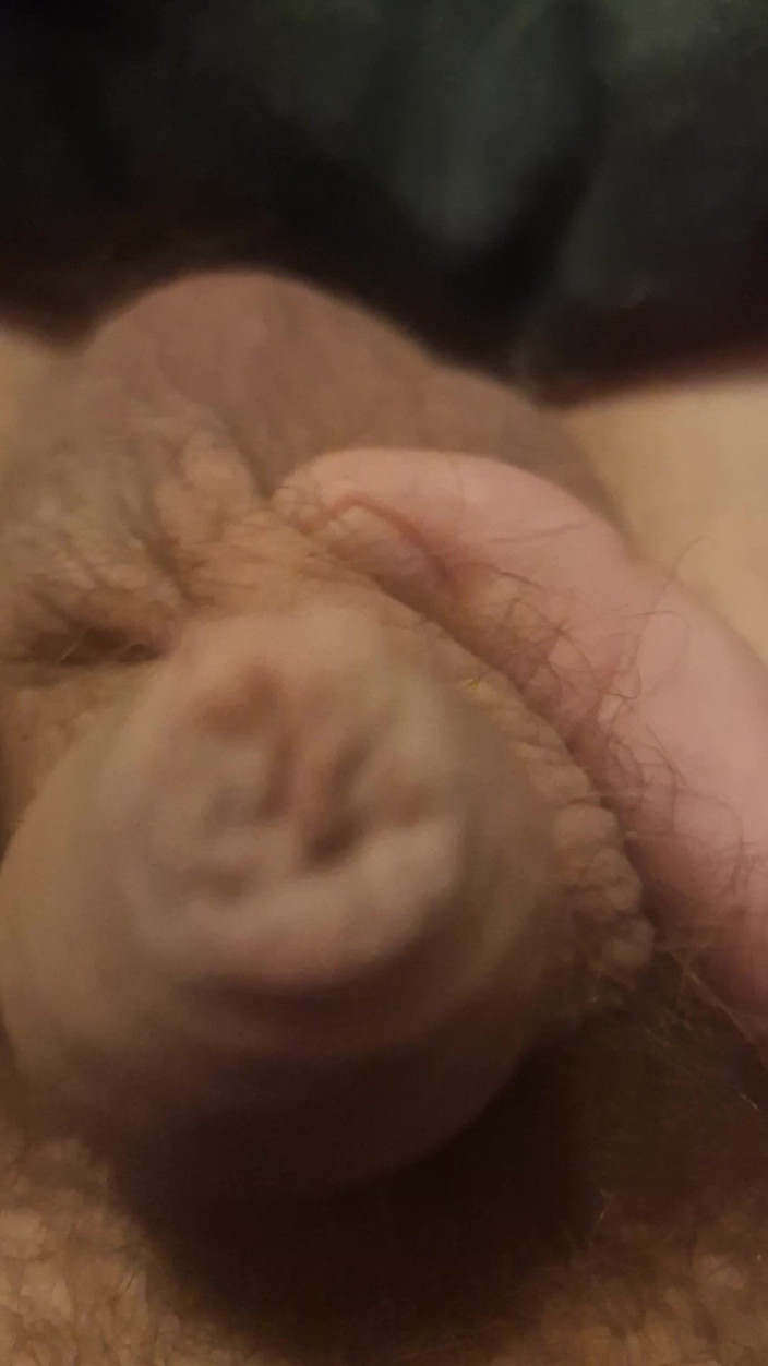 Tinychubman: Гоління сіссі lissysmallz 2