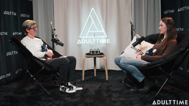 Adult Time Podcast: Hazel moore: mormon berlumuran sperma, akting bokep, &amp; pesta berakhir | Podcast...