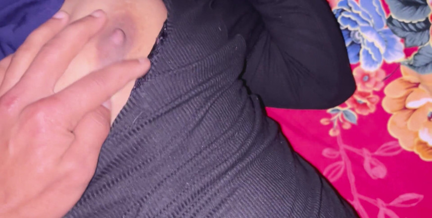 Nepali Closeup: Vrea marea mea șarjă de spermă