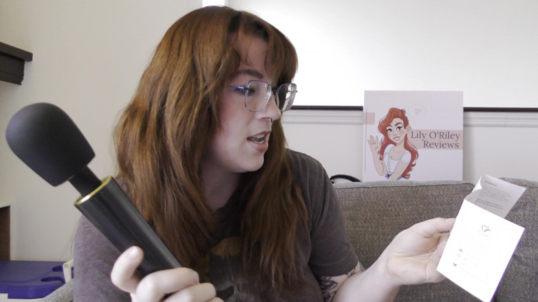 Lily O'Riley: NSFW recension av led -displayen vibrerande trollstav Pro kompakt från Funzze