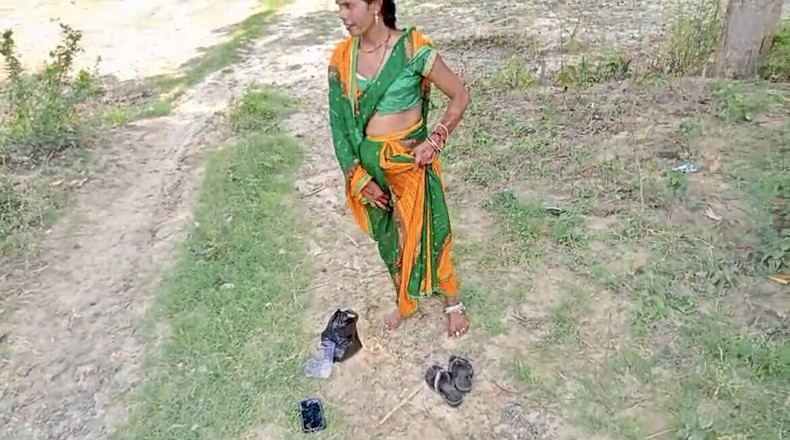 Bk Vlogs: Desi Bhabhi šuká v džungli svým švagřem
