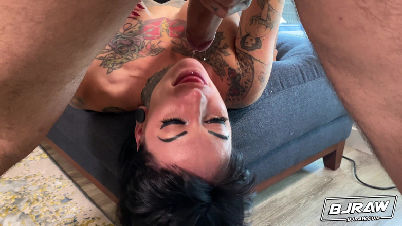 BJ Raw: La bjraw Jessie Lee est une voisine donneuse