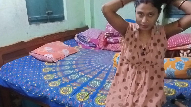 Bengali-coupel: Indiancă din Bengal Sweety Vabi sex la step nehu.