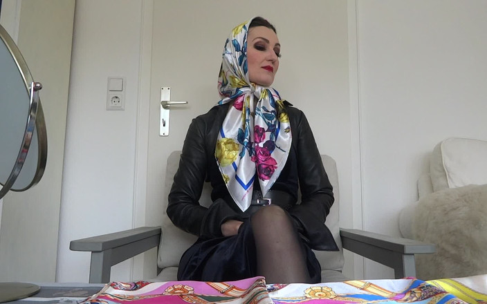Lady Victoria Valente: Neue satin-kopftuche, elegant getragen