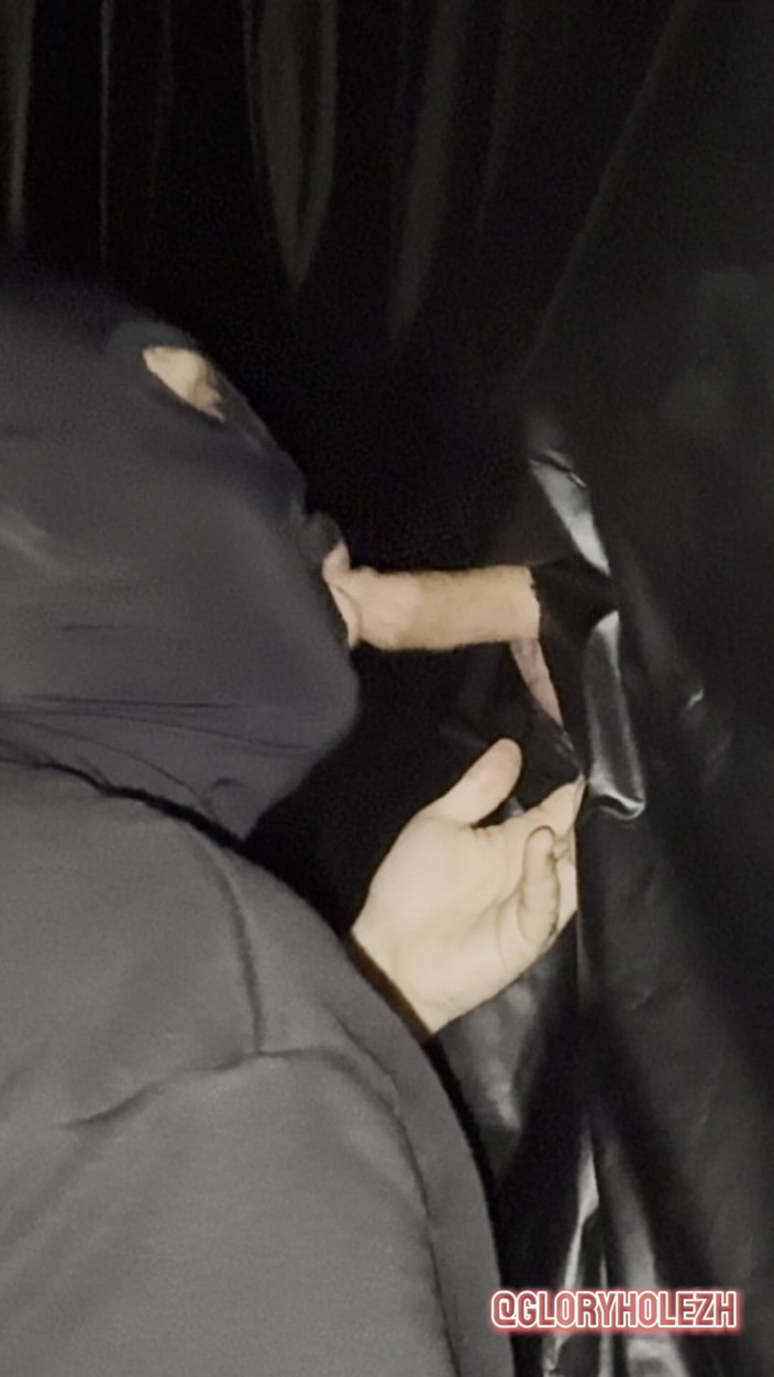 gloryholezh: Арабский курьер останавливается в пути для минета Anon и лижет очко и спаривается с моей задницей