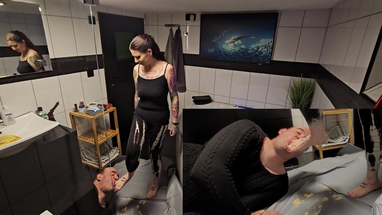 Femdom-Team-German: Lo schiavo viene nutrito con banane