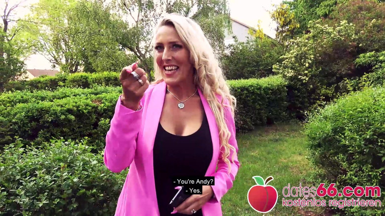 Dates66: Enormes tetas milf follada en apartamento Lana Vegas