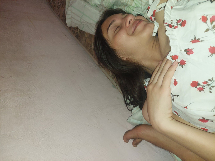 CASALCUIABAMT: Minha namorada é bonita e gosta de foda caseira na frente