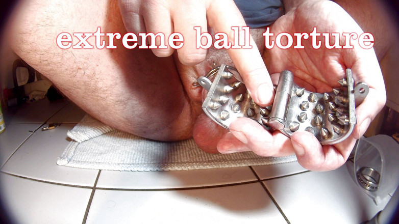Gaylectrician: Extreme ball crush 220410