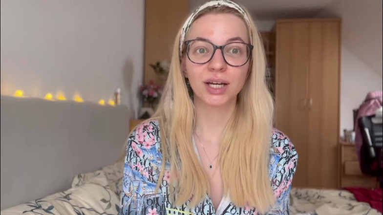 Goddess_Bella_Rae: Paypig vivendo com $30 por mês depois que eu o enxáguei