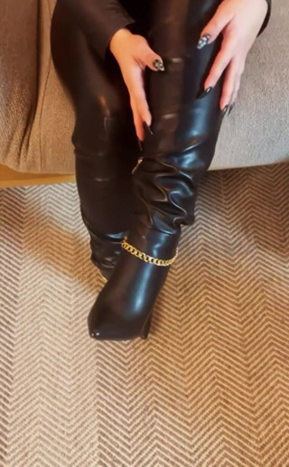 LadyAyse5: Aanbid je godin en dien. Deel 5