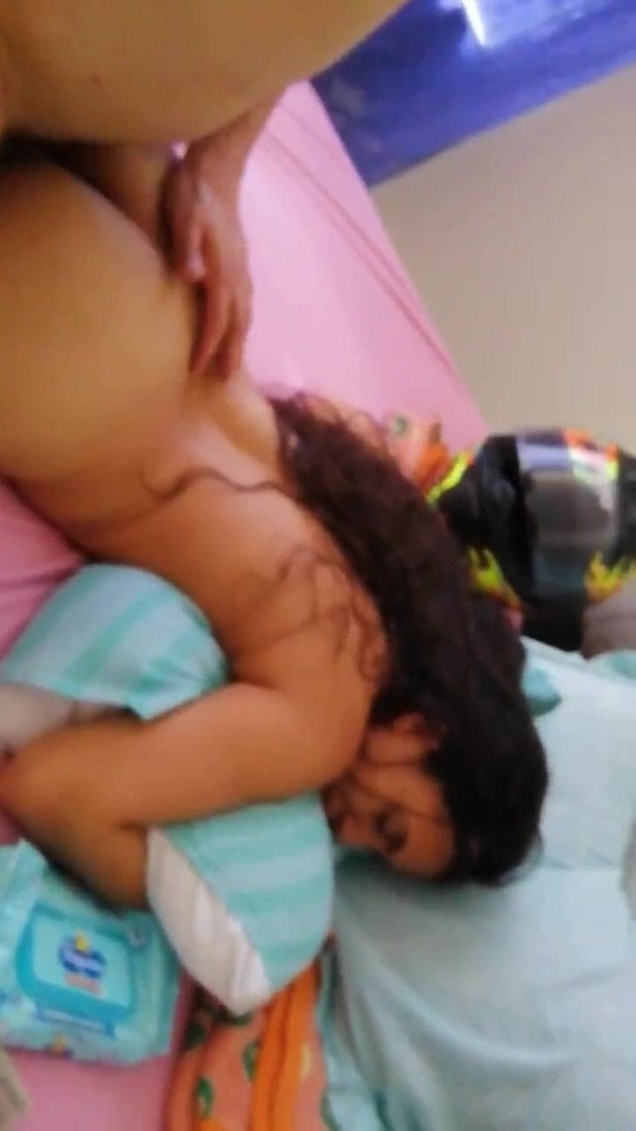 DiablaLatinaTour: Wenezuelska brunetka nagrywa swój pierwszy film porno