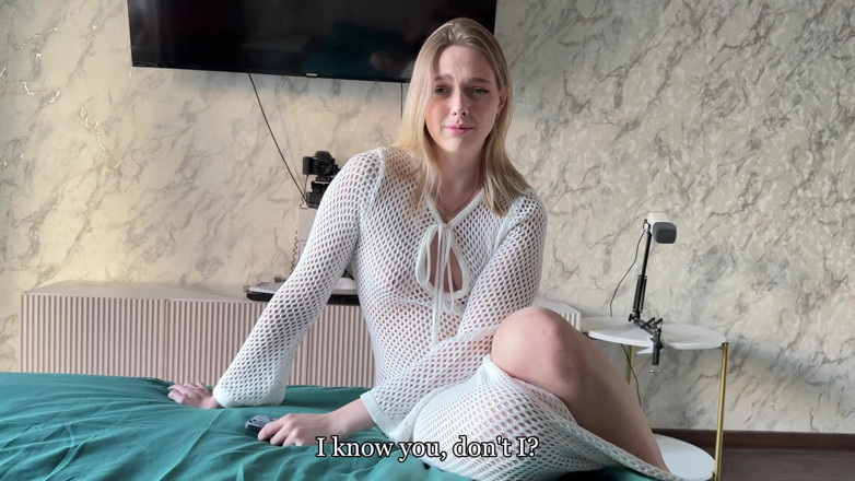Arisha Mills: Porno fatto in casa con il fratellastro - tradisce il fidanzato