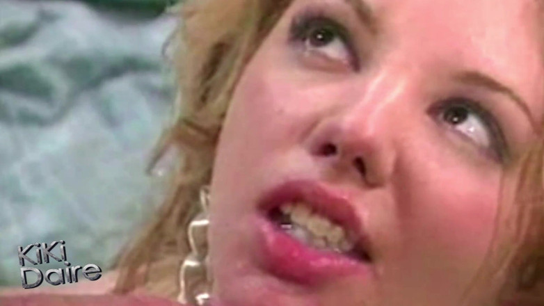 Kiki Daire MILFLand: Pequeno diabo dos anos 80