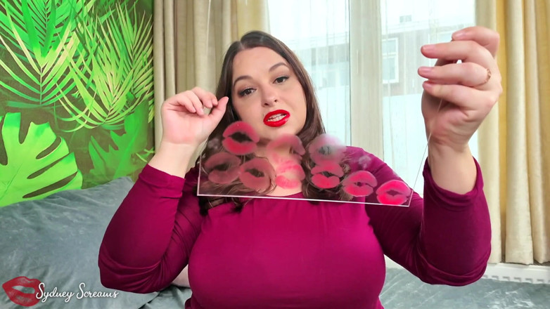 Sydney screams fetish: Lippenstift küssen wichsanleitung spiel