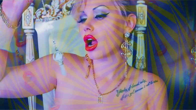 Goddess Misha Goldy: Avviso!!! Include allucinazioni erotiche!! Ti fotterò totalmente il cervello