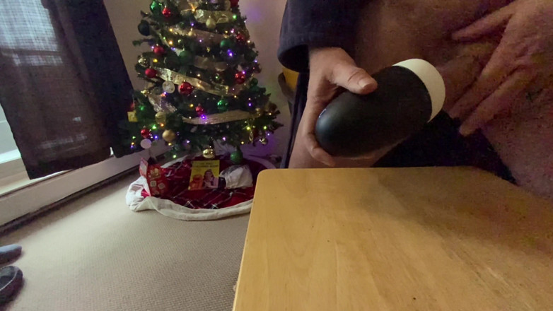 Truridge: Xmas Wank Toy Slomo