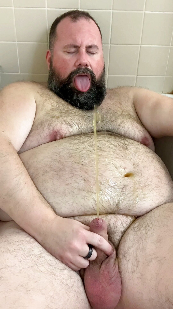 Florida Bear: Тато мочиться
