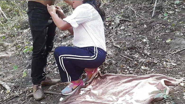 Marys: Mi invita nella foresta, vediamo che succede