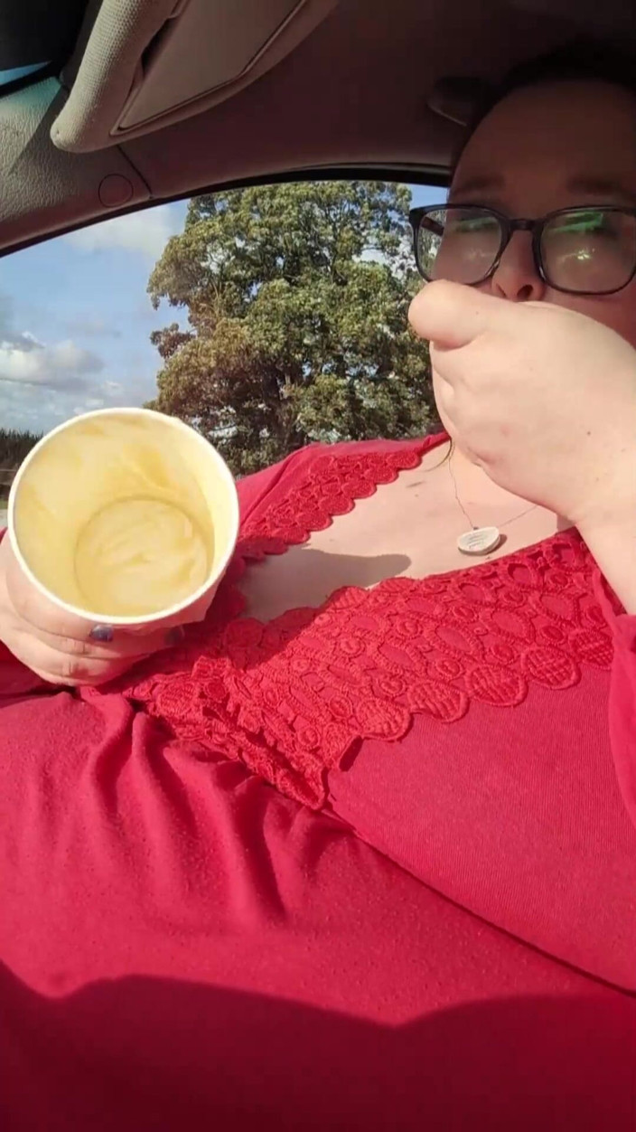 SSBBWLadyBrads: Lebih banyak eskream mengisi ssbbw