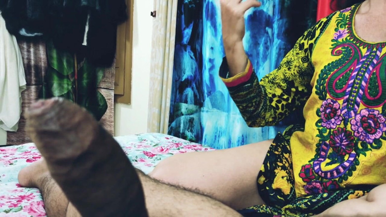 Bolly Karma: Personne n’adore me baiser comme elle