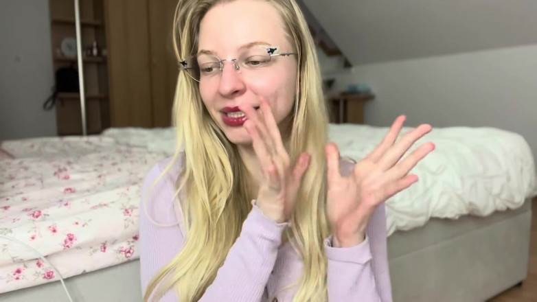 Goddess_Bella_Rae: Чому ви повинні бути на grindr прямо зараз огляд додатка