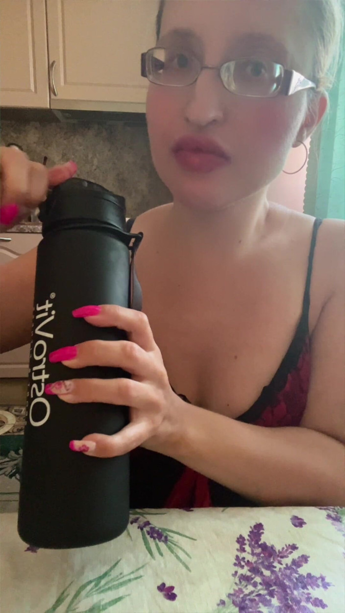 FinDom Goaldigger: Eyeglasses, nettoyage ASMR