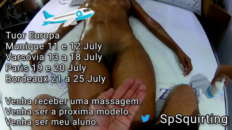 Squirting Sp: Masaje de chorros # 19 mujer joven que recibe masaje, tetas pequeñas