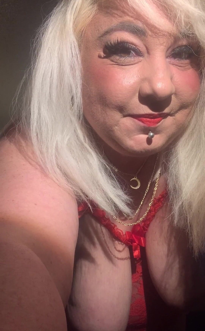 BlancaGirlBBW: 풀 영상. 포르노 허브에서 콘트! 흑인 대물 자지에게 따먹히는 흑인 대물 자지 너의 첫 번째 보지!!!