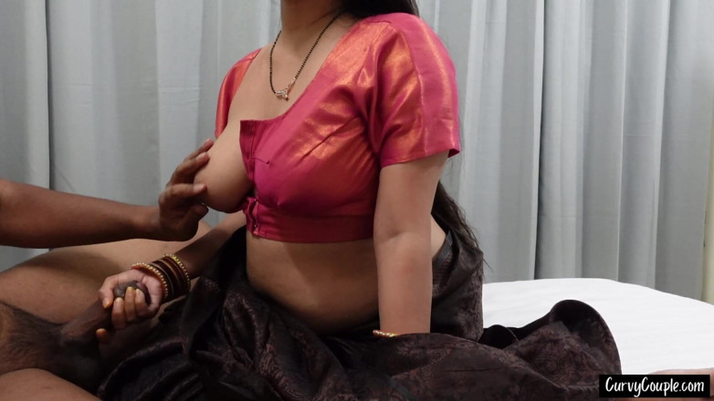 CurvyCumCouple69: Tamilisches stieftante sexvideo mit heißem sari