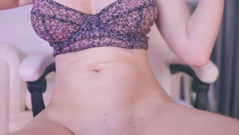 AnnaReyBlonde: Hrátky s kozami a hrátky s mým klitorisem pěkně a...