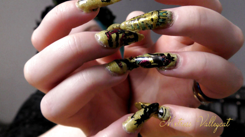 Mxtress Valleycat: Sembah claw