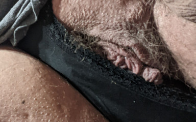 Xxxnimphieexxx: Gioco sul divano