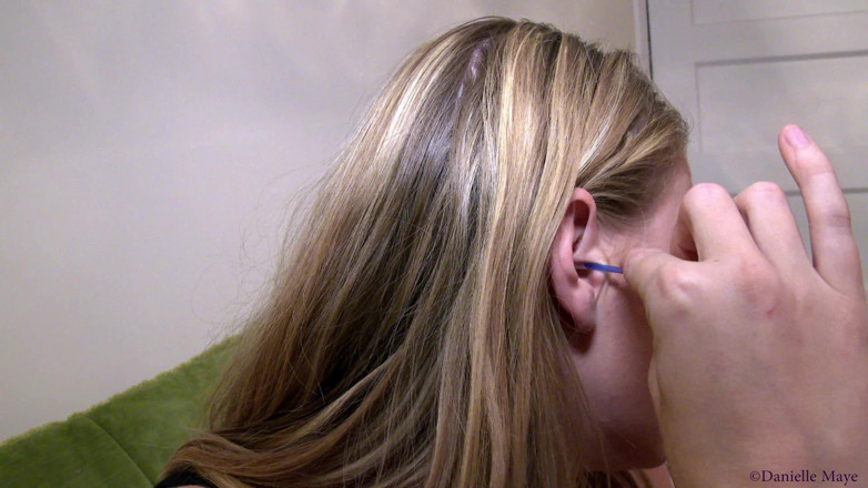 DanielleMaye: Creusement d’oreille plus profond