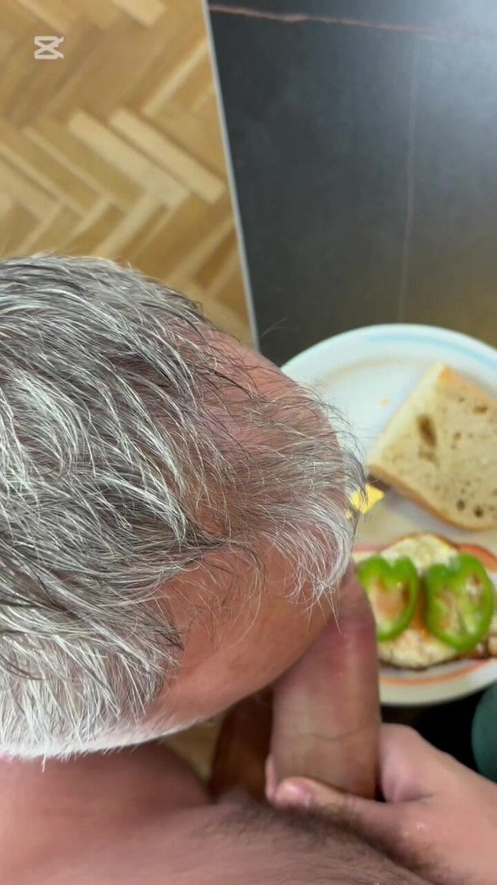 FerLuciDaddy: Nadržené lízání