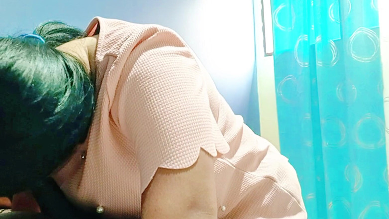 Sofixxx: Pacar saya mengisap vagina ketat ibu tiri saya sebelum saya...