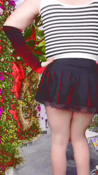 Kitty_Cross: Glamour e Deslumbrante: Crossdresser Chronicles Unleashed