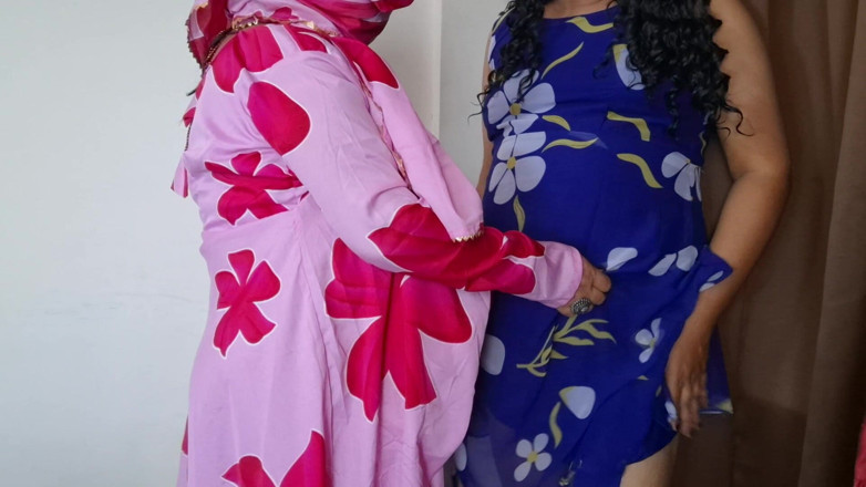 Indiansissychubbys straight world with women: Hintli çifte sorun Khadija tanışmak isteyen bir hayran