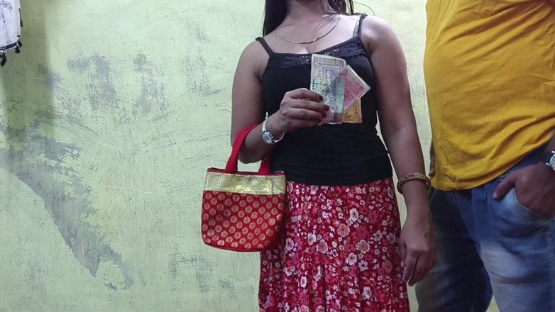 Mumbai Ashu: 女朋友在孟买阿舒家中做爱
