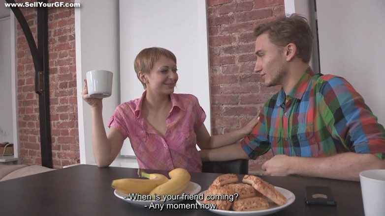 Sell Your GF: Маленька дівчина любить незнайомий член