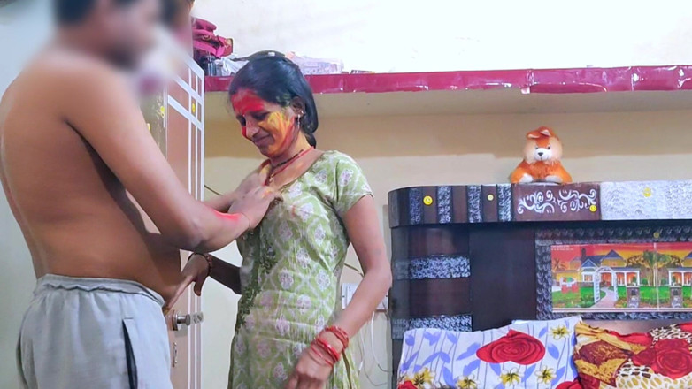 BadAim6: J’ai baisé la belle-sœur du voisin en jouant du holi,...