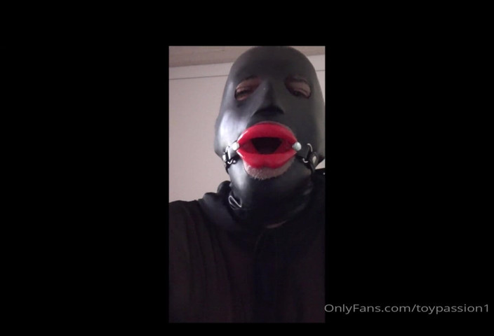 Pierro Toy: Glossy Lips: on the Way to Become a Slutty Toyboy...