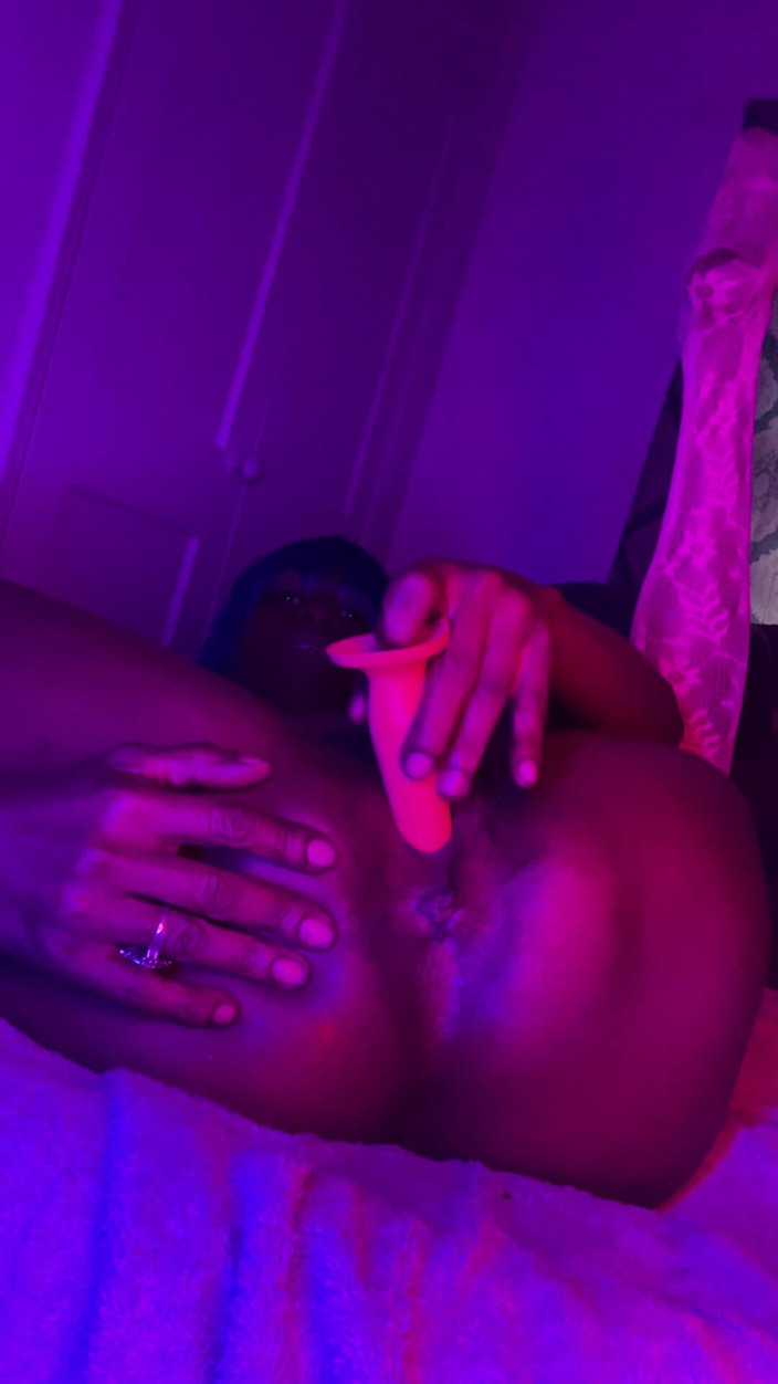 Perswayzion Xstacy: Aku suka banget sama memekku