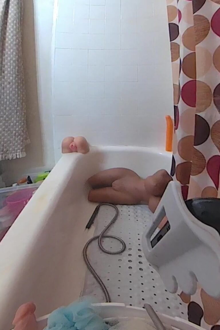 Lizzy Yum VR: Lizzyyum vr jan 2025 fantezi klitoris göğüsler amcık sadece banyo yapıyor 10